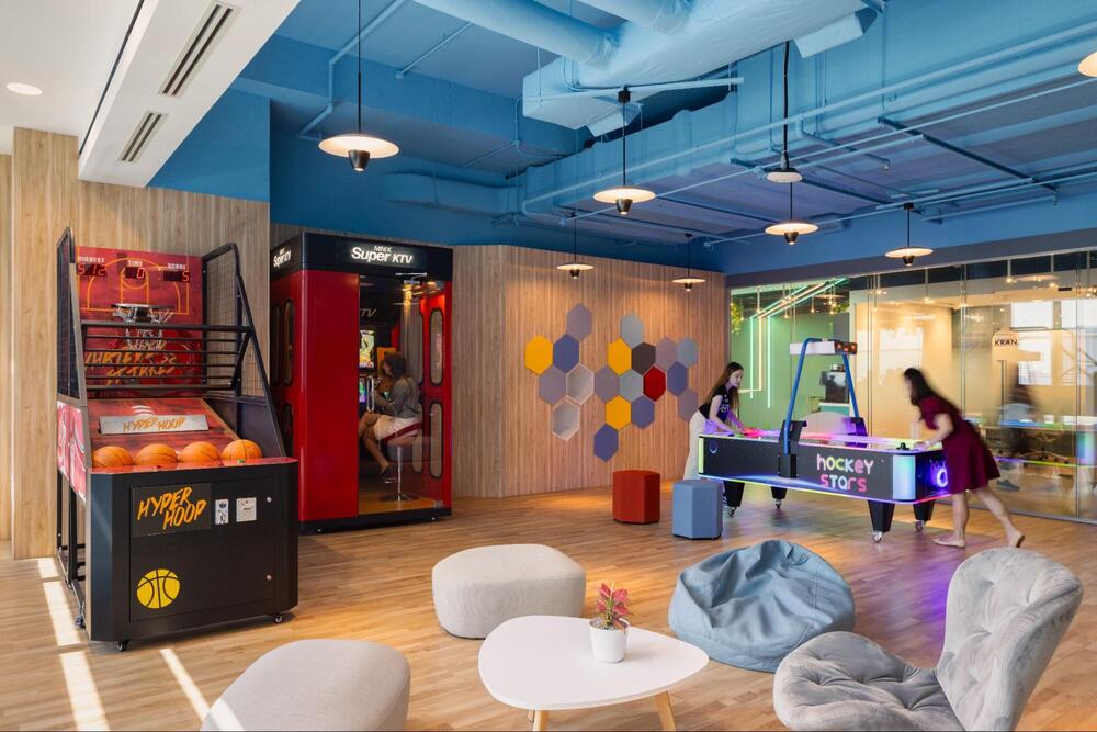 maximalist office design