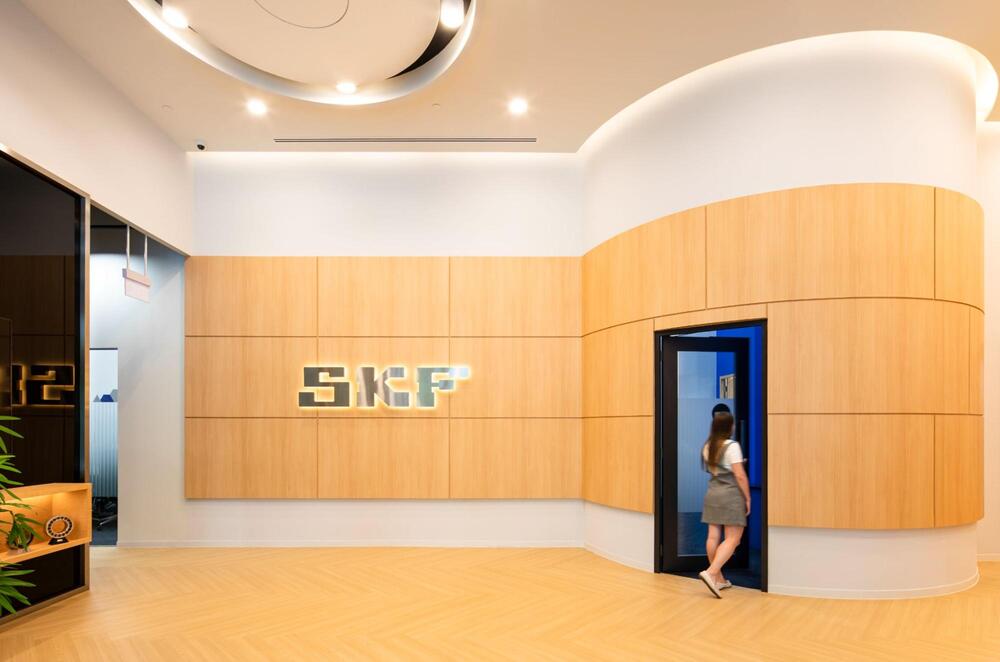 spacious office