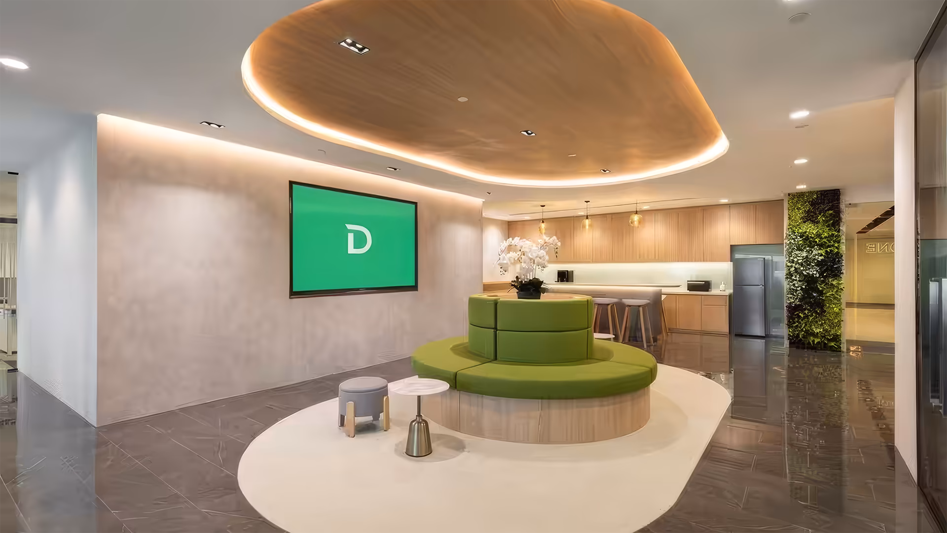 Final workplace preparation ensures shared spaces, amenities and key functions are ready before employees move in.